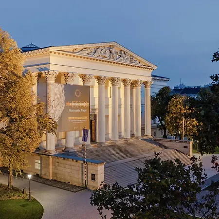 Budapestayz - Lónyay Budapest