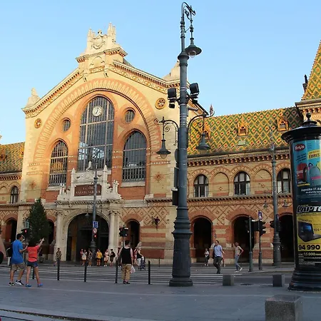 Budapestayz - Lónyay * Budapest